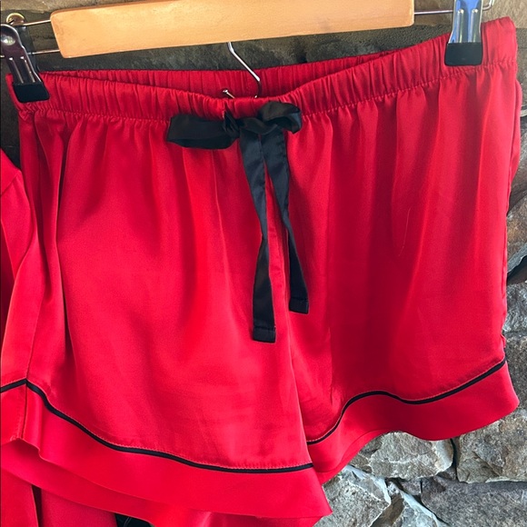 Stars Above Red Satin Pajama Set Size Extra Small; Black Trim; Never Worn; NWOT - Picture 3 of 10